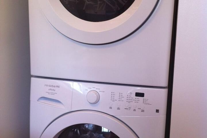 Room 11 of 18