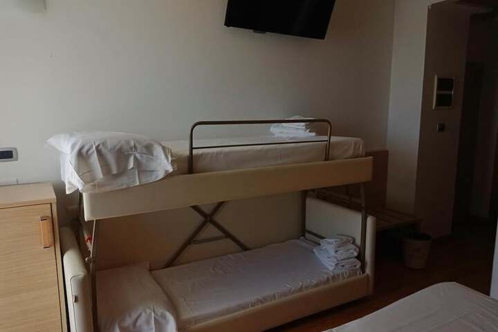 Room 15 of 101