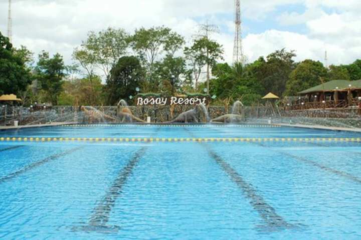 Pools & Facilities