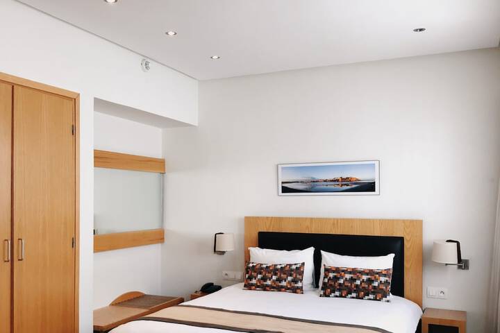Room 47 of 108
