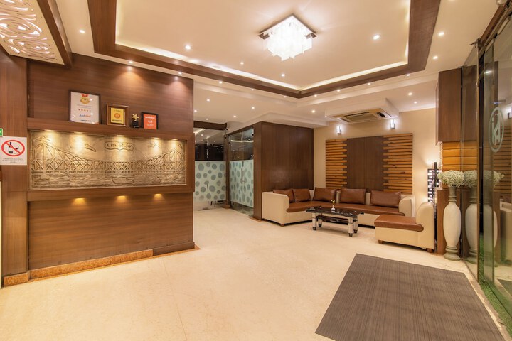 Hotel Interior 9 of 161