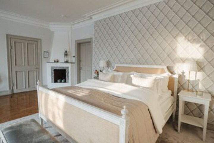 Room 47 of 115
