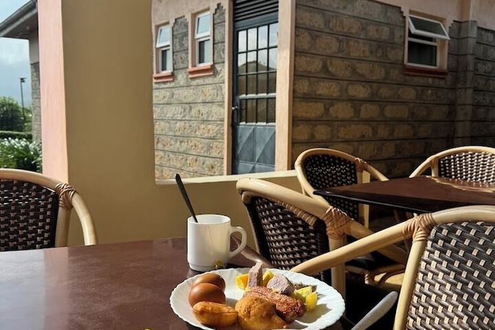 Breakfast/Coffee Service 26 of 36