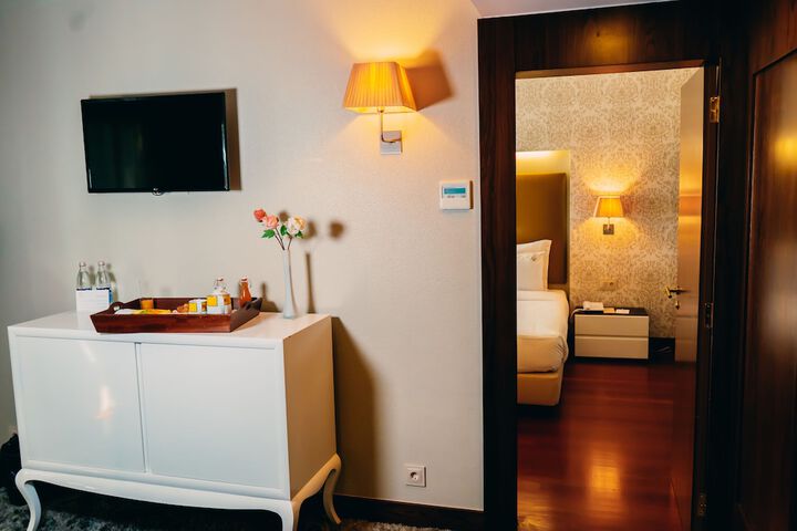 Room 18 of 91