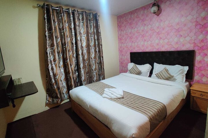 Room 20 of 30