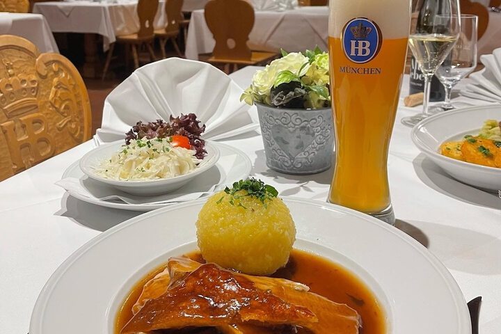 Dining 41 of 58