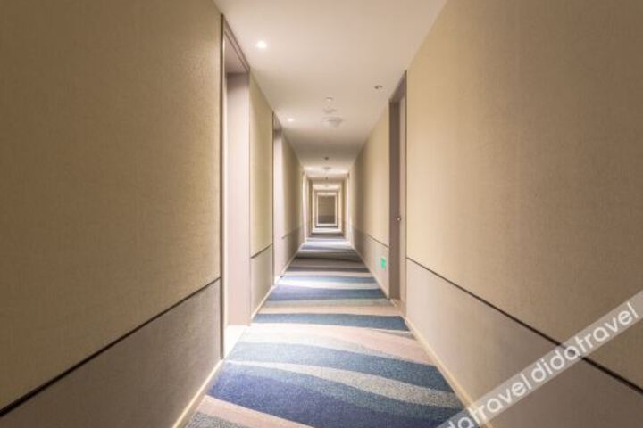 Hotel Interior 13 of 40
