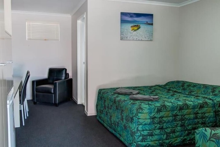 Room 8 of 22