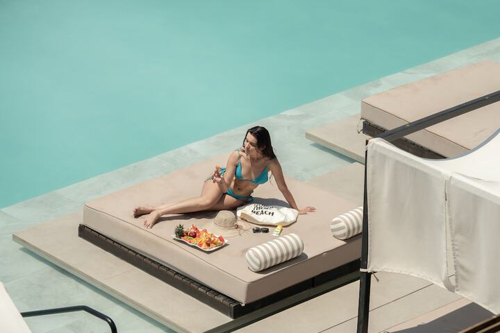 Pool 83 of 108