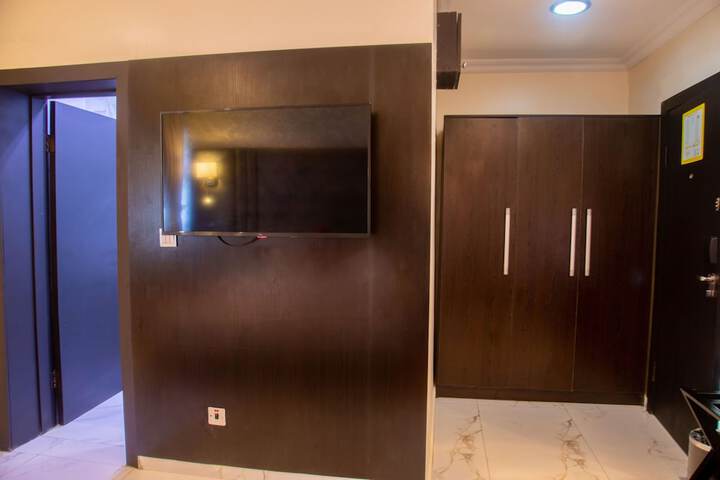Room 13 of 54