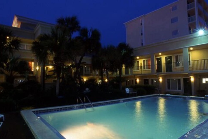 Pool 23 of 35