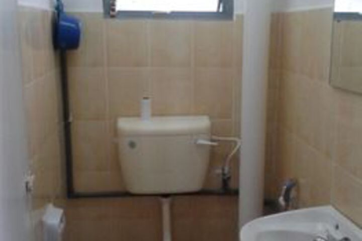 Room 5 of 25