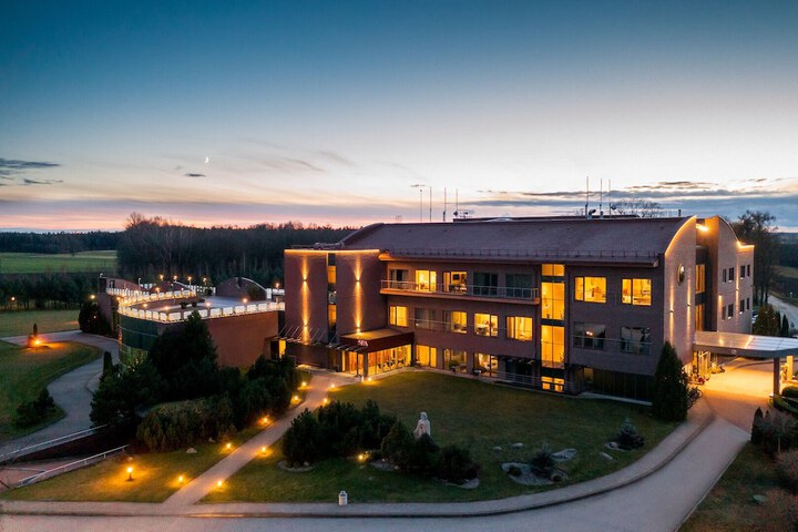 Exterior of Harmony Park