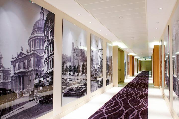 Ballroom/Hall 70 of 78