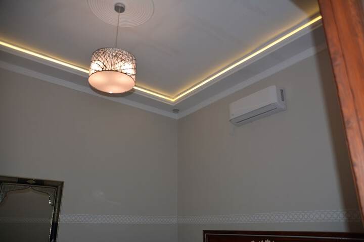 Room 15 of 124