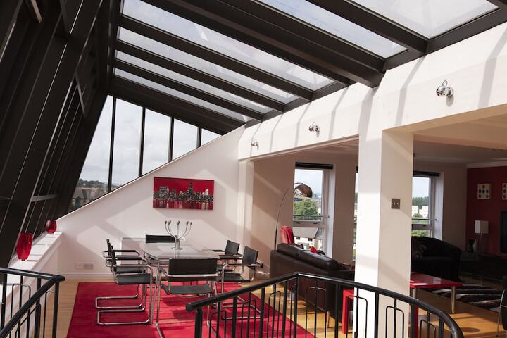 HYDRO CITY CENTER PENTHOUSE