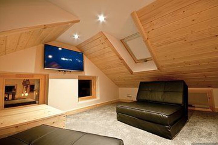 Room 16 of 30