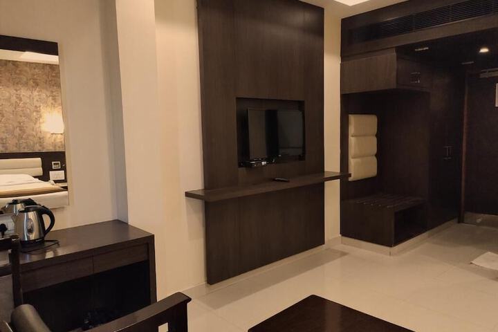 Room 20 of 43