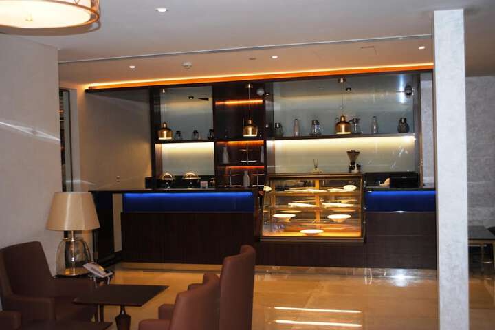 Lounge 50 of 60