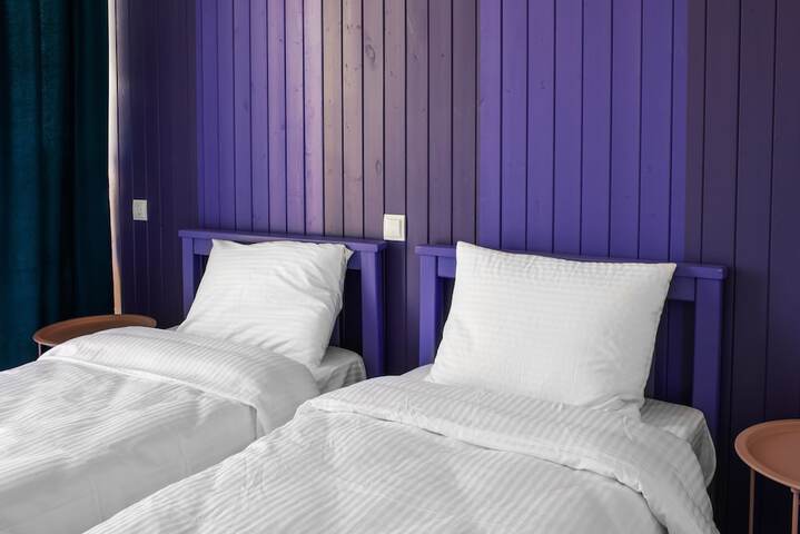 Room 5 of 21