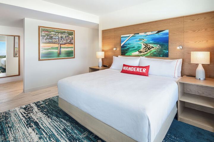 Room 8 of 38