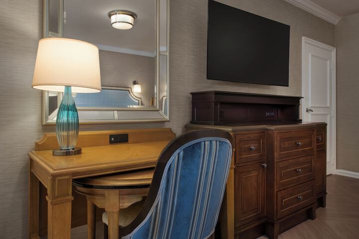 Room 20 of 49
