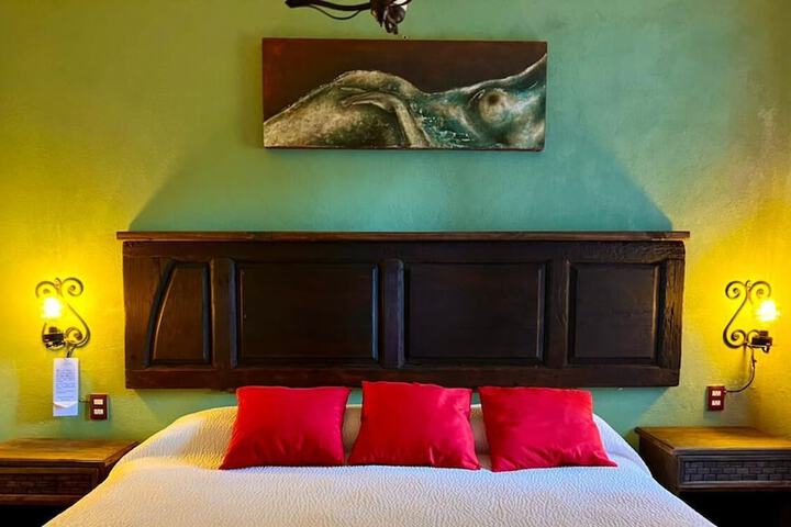 Room 20 of 156