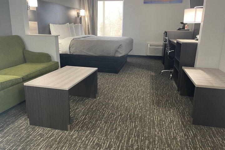 Room 12 of 27