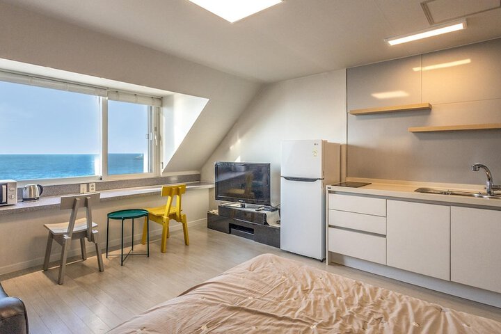 Room 45 of 69