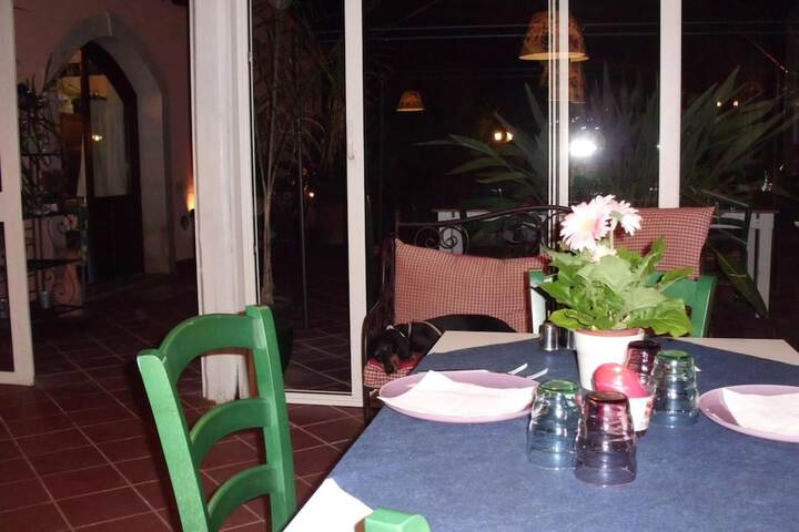 Dining Photos