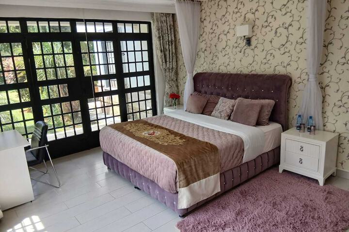 Room 2 of 12