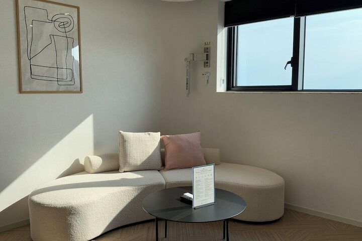 Room 19 of 37