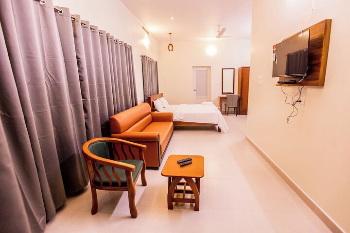 Room 4 of 31