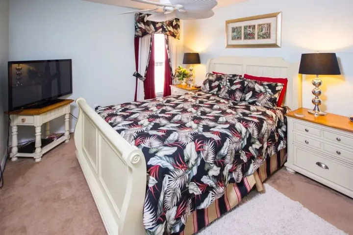Room 2 of 21
