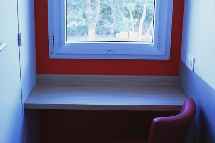 Room 5 of 34