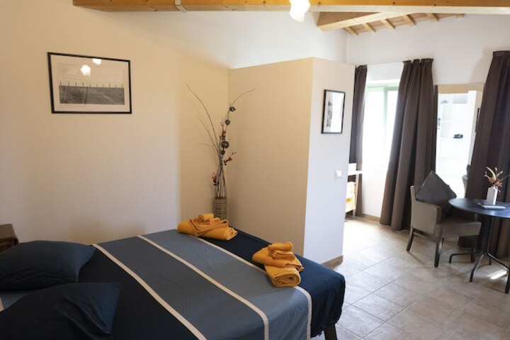 Room 10 of 60