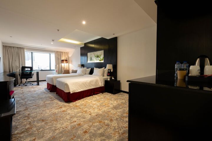 Room 30 of 58
