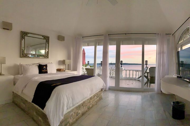 Room 19 of 50