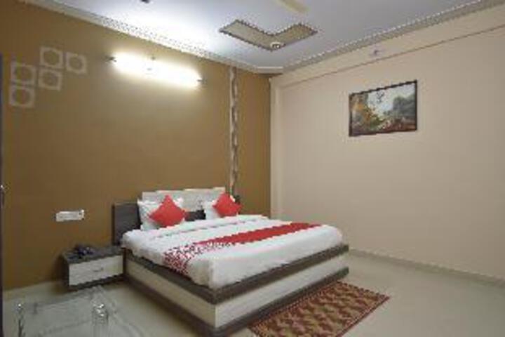 Room 14 of 23
