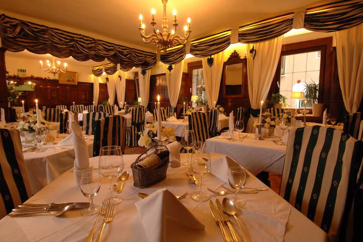 Dining Photos