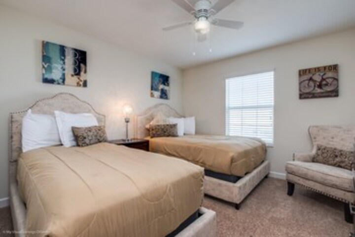 Room 40 of 46