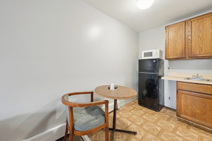 Room 14 of 44