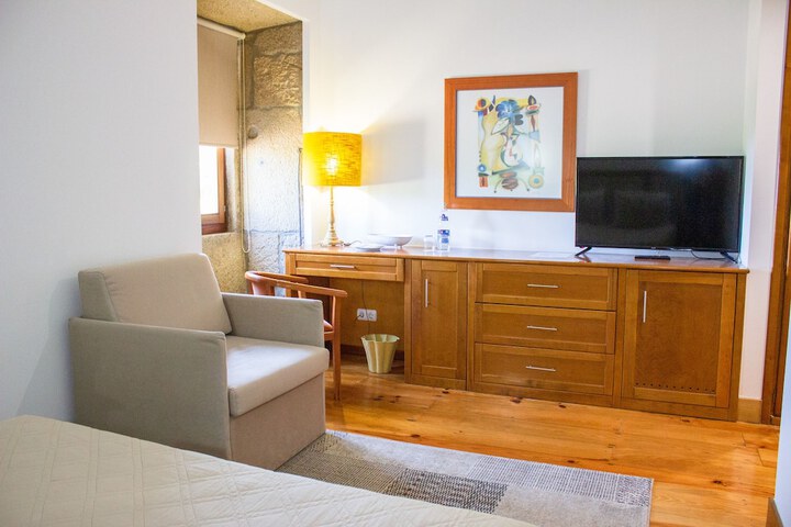 Room 10 of 65