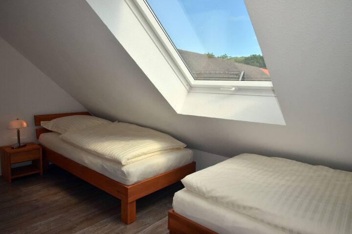 Room 6 of 55