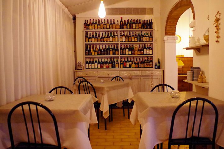 Dining 62 of 73