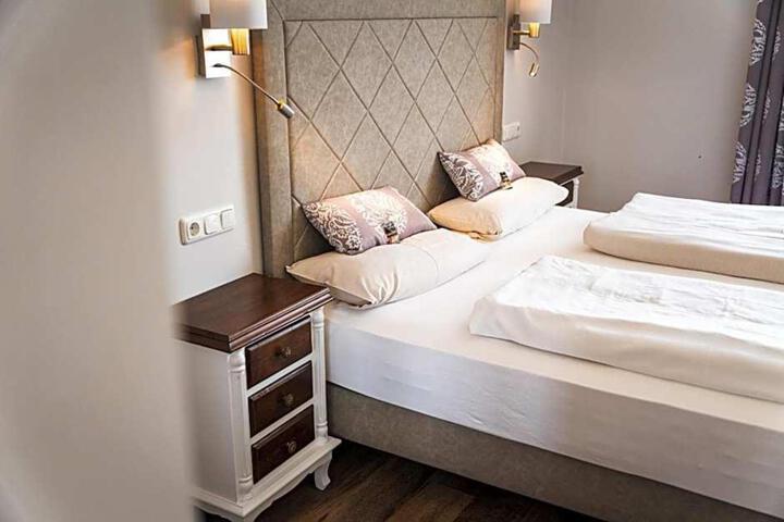 Room 12 of 14