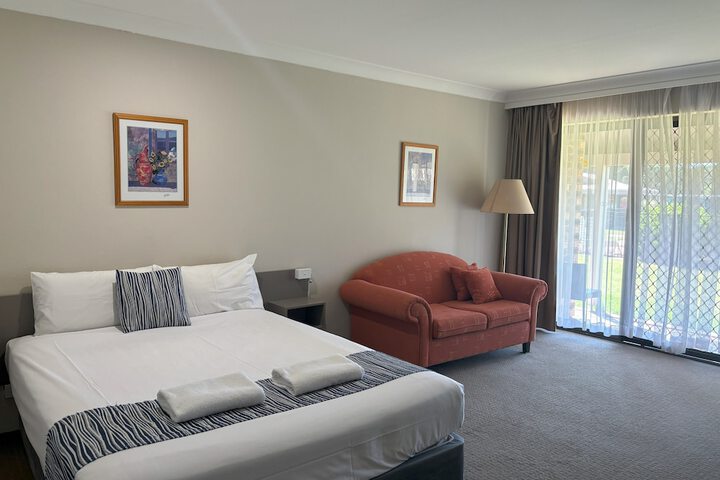 Room 5 of 46
