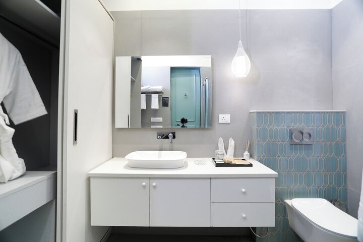 Room 44 of 70