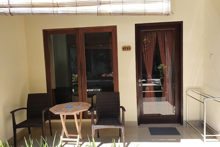 Room 14 of 99