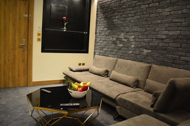 Room 29 of 36